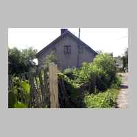 022-1379 Juli 2005  -  Das Wohnhaus der Familie Ewald Dombrowski.jpg